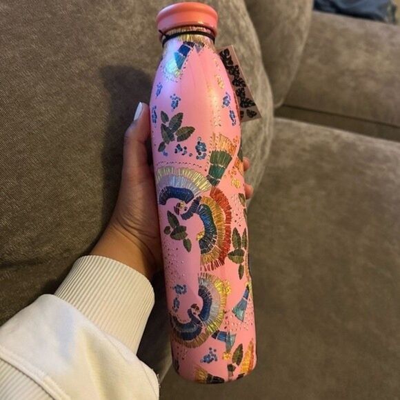 Farm Rio x Starbucks Asia Release Limited Edition Water Bottle - Picture 4 of 6